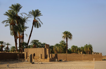 Fototapeta na wymiar Eingang vom Luxor Tempel