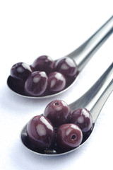 Black kalamanta olives tapas