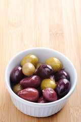 Mixed olives