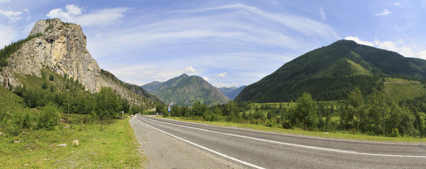 Beautiful panorama of Chuysky Trakt in Altai Mountains.