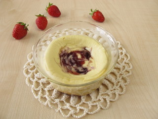 Quark-Soufflee mit Erdbeeren