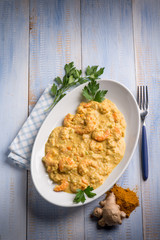 shrimp with curry ginger and coconut sauce