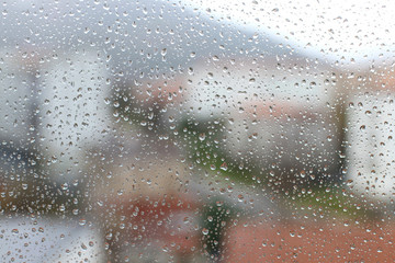 gotas de lluvia en el cristal 3031-f15