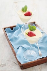 white chocolate mousse dessert