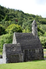 Fototapeta na wymiar Klosteranlage in Glendalough