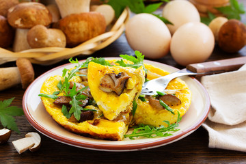 Omelette (frittata) with wild mushrooms.