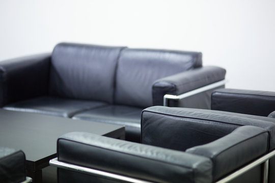 応接室のソファ