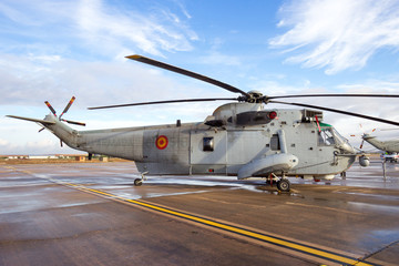 Fototapeta na wymiar Spanish navy helicopter