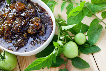 green tomatoes jam