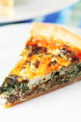 Quiche with spinach and rocotta cheese
