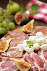  prosciutto mozzarella and fig