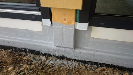 Am Ständerwerk abgedichtet