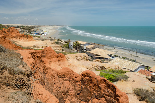 Labirinto das fal&eacute;sias na praia de Morro Branco, Cear&aacute;, Brasil