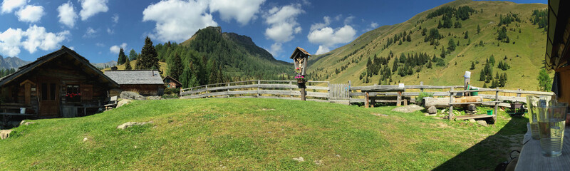 Alpenpanorama - Rast auf der Alm