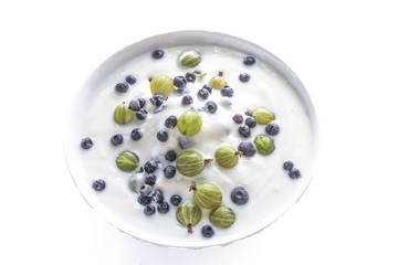 Yogurt and berries