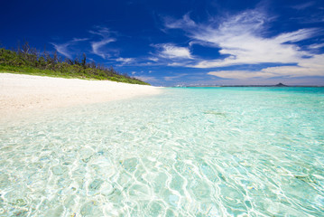 沖縄のビーチ・水納島