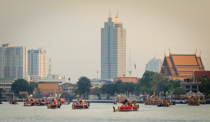 BANGKOK,THAILAND-NO VEMBER 9:Decorated barge parades past the Grand Palace at the Chao Phraya River during Fry the Kathina ceremony cloth of Royal Barge Procession on Nov. 9, 2012 in Bangkok,Thailand