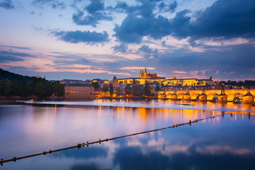 Karlsbrücke und Prager Burg