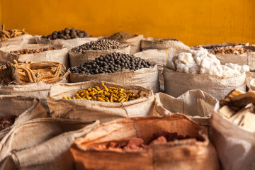 Granaglie varie in sacchi di tela