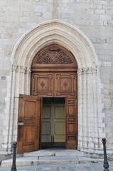 Fototapeta na wymiar Borghi del Molise, Agnone (IS), Chiesa di San Francesco