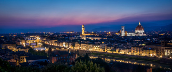 Fototapeta na wymiar Piazza Michelangelo de Florence, Italie