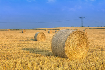 Heuballen zur Getreide-Erntezeit