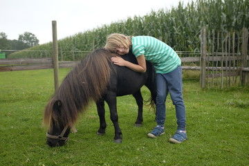 M&auml;dchen mit pony
