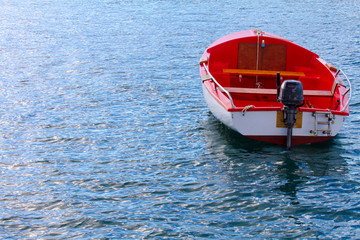 Piccola barca da pesca nel porticciolo di Briatico