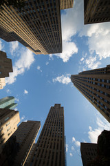 PANORAMI DELLA CITT&agrave; DI NEW YORK CON GRATTACIELI E TRAFFICO