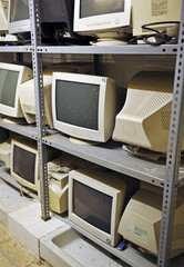 Useless computers, programmed obsolescence