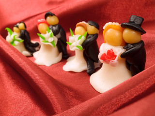 Wedding Cake Figurines