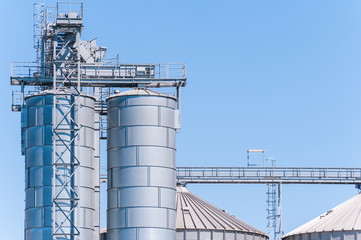 Storage facility cereals, and biogas production