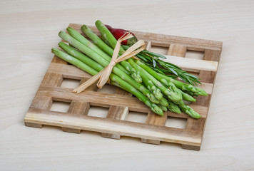 Raw asparagus