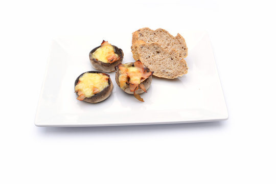 Baked mushrooms with bread