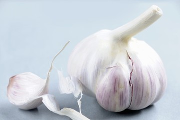 Garlic bulb and clove