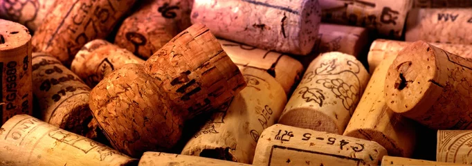 Fotobehang Wine corks (full-frame) © superfood