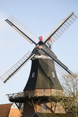 historische Windmühle