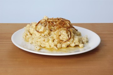 A plate of cheese spaetzle noodles