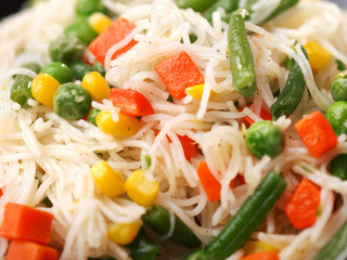 Asian noodles with vegetables