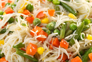 Asian noodles with vegetables