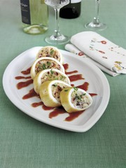 Seppie imbottite (Cuttlefish with prawn and bread stuffing)