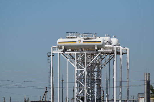 Installation of final separation