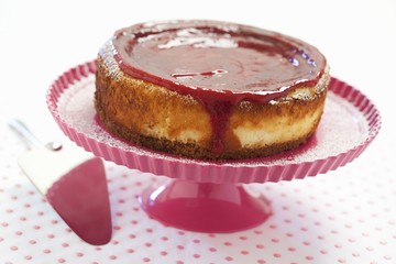 Torta al mascarpone (mascarpone cake with raspberry jam, Italy)