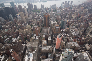paesaggi dall'alto della citt&agrave; di new york con grattacieli