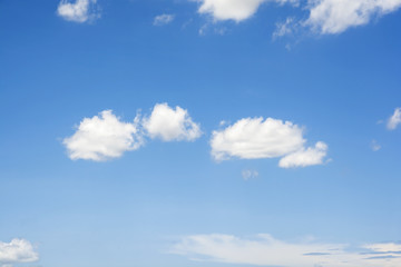 Obraz premium Cloud in blue sky background.