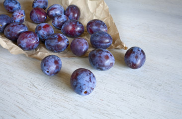 fresh plums, free copy space