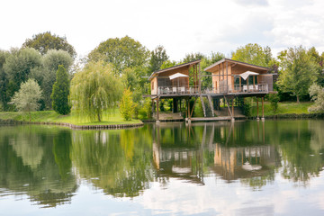 Obraz premium cité lacustre de chanaz