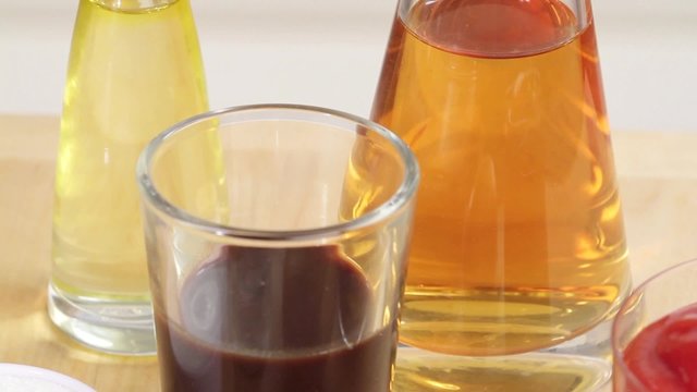 Apple vinegar, oil and Worcester sauce