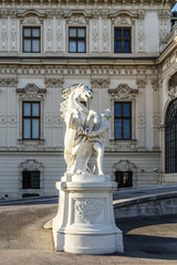 Fototapeta na wymiar horse Statue at Belvedere Palace in summer, Vienna