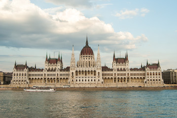 Fototapeta na wymiar Budapest Parliament building